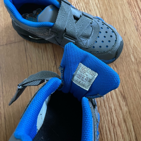 Skecherse Boys Shoes - Picture 8 of 8